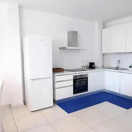 Attico Con Jacuzzi, Sauna Vista Sul Mare E Citta Villasimius